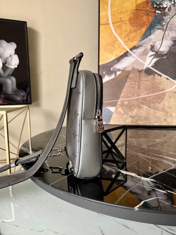 Louis Vuitton Chest Bag / Waist Bag / Crossbody Bag #00069 - Image 9