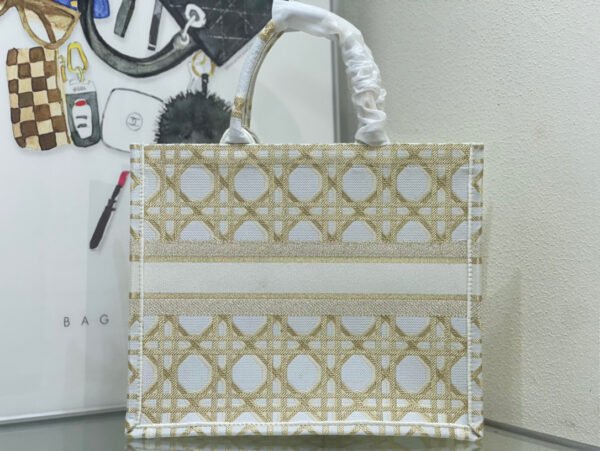 Dior Small Book Tote Bag in White and Gold Macrocannage Embroidery #00016 - Image 17