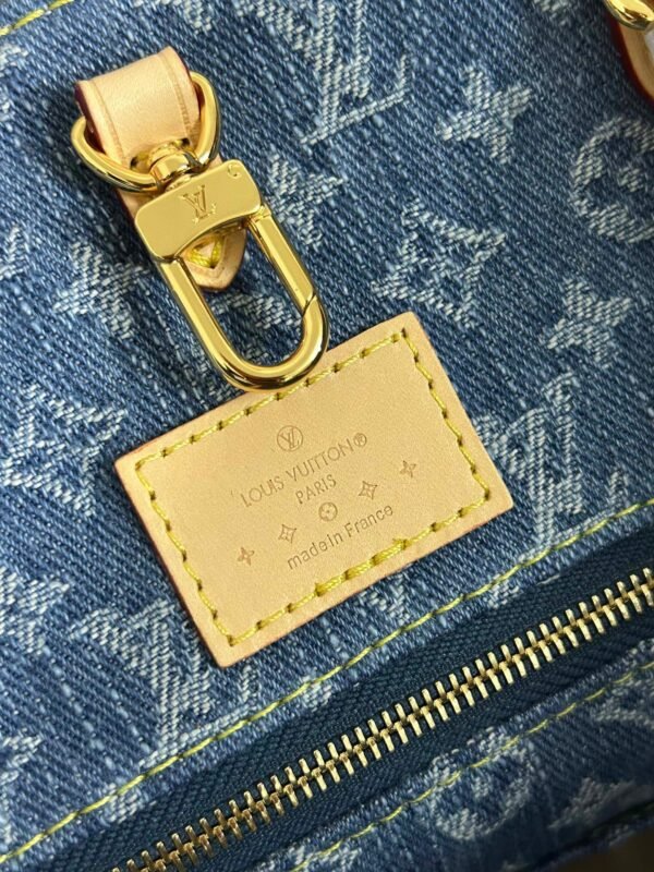 Women's Authentic LOUIS VUITTON LV Remix #00014 - Image 2