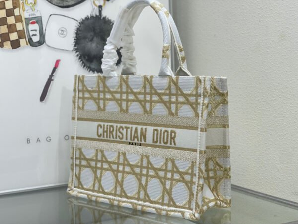 Dior Small Book Tote Bag in White and Gold Macrocannage Embroidery #00016 - Image 7