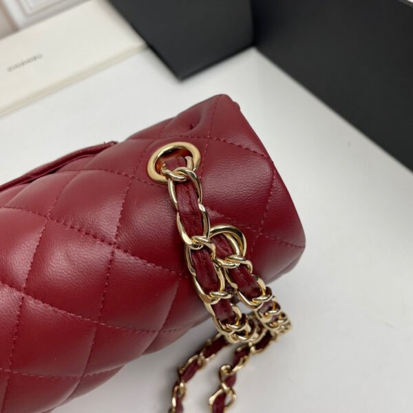 Chanel Classic Double Flap Bag #00024 - Image 8