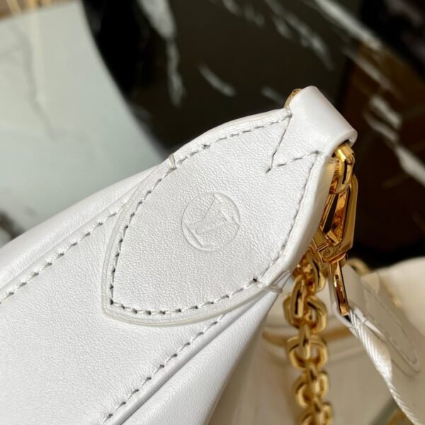 Lv Armpit wrap embossed moon Back #00055 - Image 2