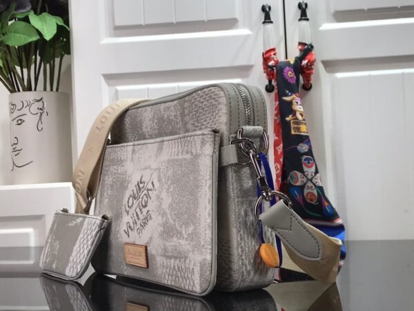 Louis Vuitton Trio Messenger Damier Salt #00085 - Image 2