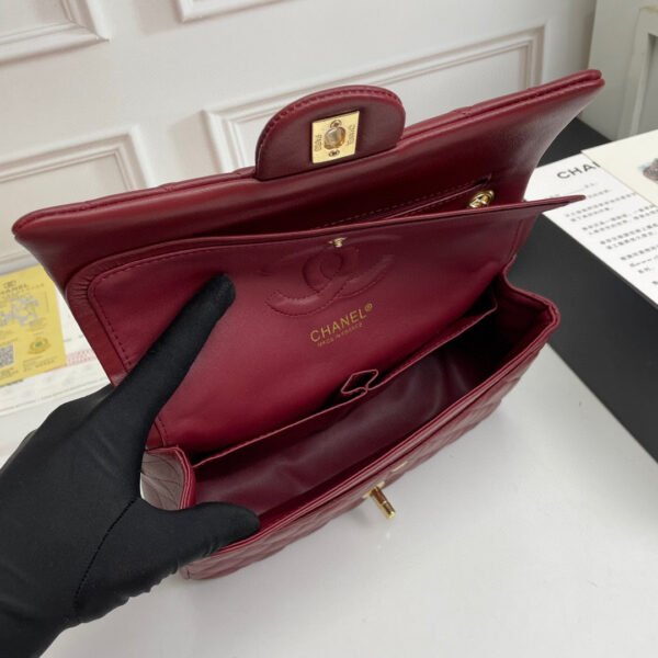 Chanel Classic Double Flap Bag #00024 - Image 2