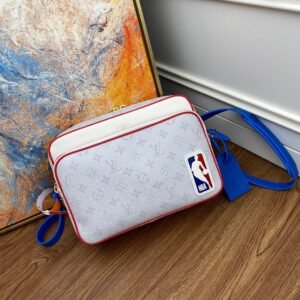 Louis Vuitton x NBA Antartica Monogram Nil Messenger Bag #121