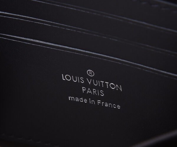 LOUIS VUITTON Alpha Wearable Wallet #112 - Image 8