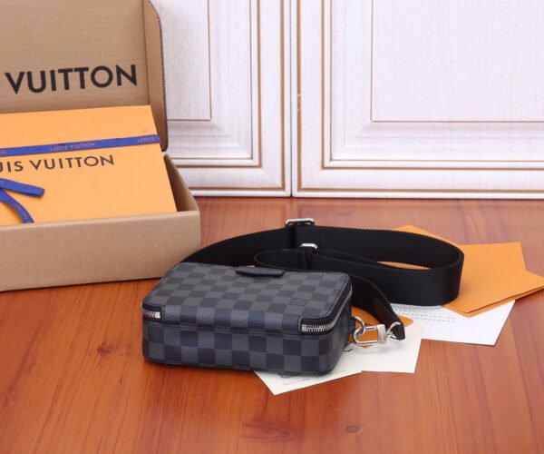 LOUIS VUITTON Alpha Wearable Wallet #112 - Image 7