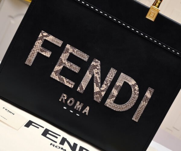 Fendi Roma Tote Bag - Image 4