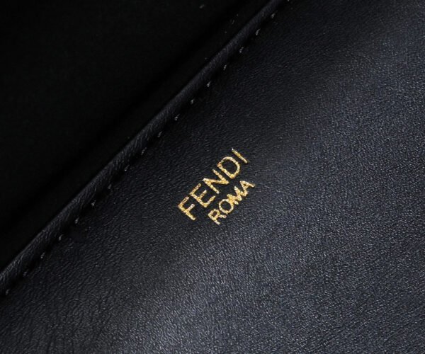Fendi Roma Tote Bag - Image 8