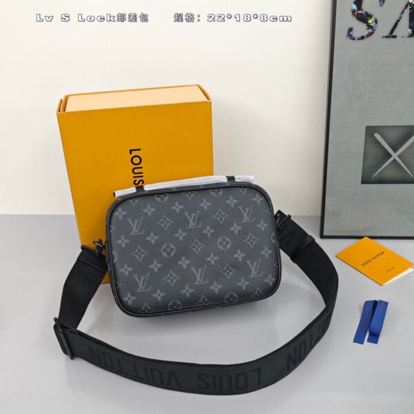 Louis Vuitton S Lock Messenger Bag - Image 2