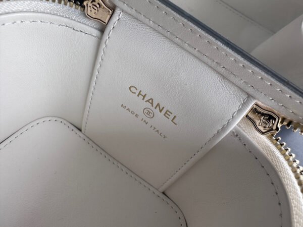 Chanel 23P Heart Rate Control Buckle Box - Image 8