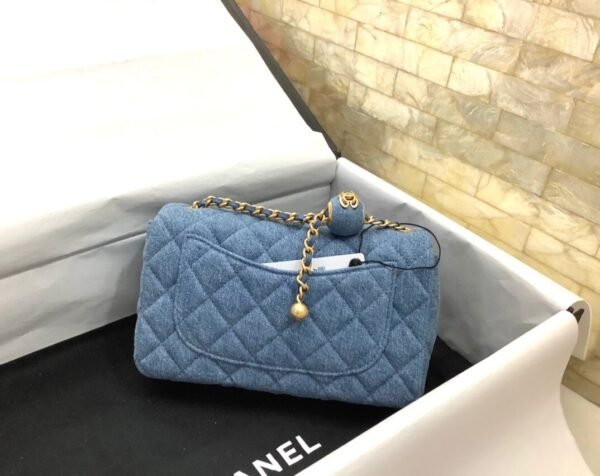 Chanel Pearl Crush Flap Bag - Denim Sky Blue - Image 4