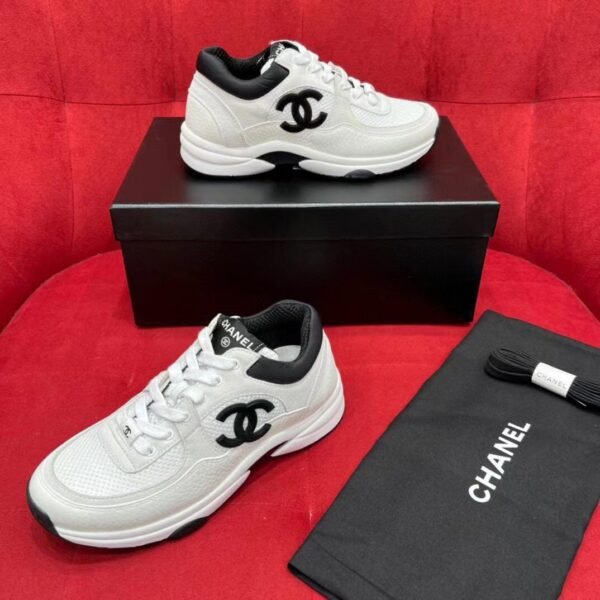 Chanel Black/White CC Logo Runner Trainer Sneakers - Image 7